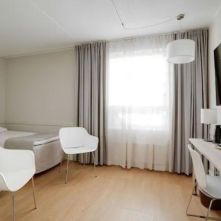 酒店 Kauppahotelli