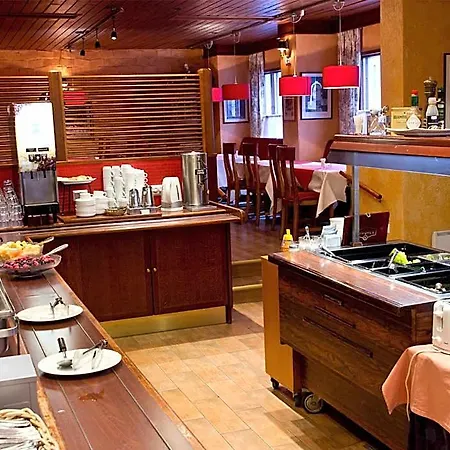 Kauppahotelli 3*