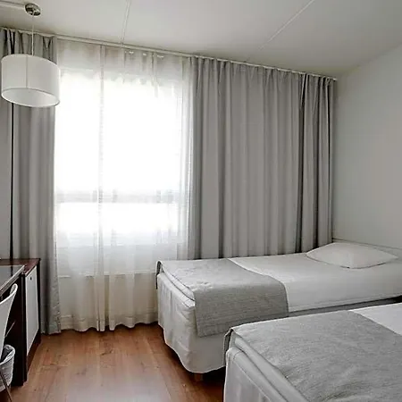 Kauppahotelli 3* Lahti